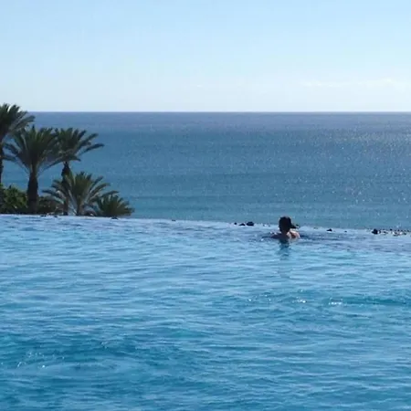 Pool View Yard Semesterbostad Playa del Inglés