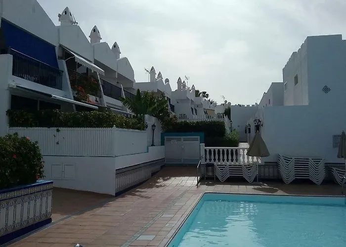 Будинок відпочинку Pool View Yard Плайя-дель-Інглес